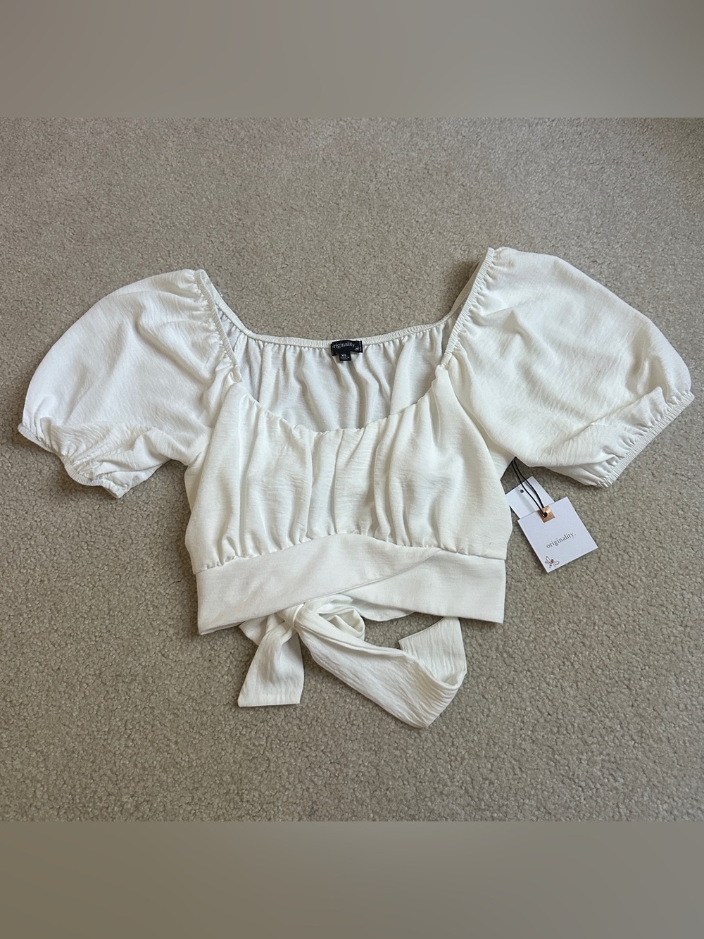 NWT Originality Women’s XL White Puff Sleeve Ruched Bust Tie Crop Top